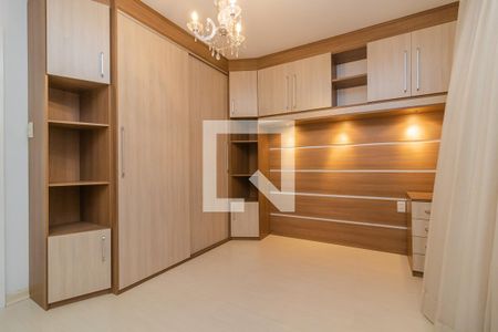 Quarto 1 de apartamento à venda com 2 quartos, 70m² em Medianeira, Porto Alegre