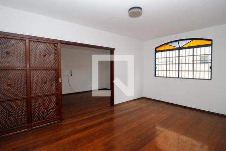 Apartamento à venda com 4 quartos, 140m² em Vila Barragem Santa Lucia, Belo Horizonte