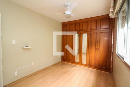 Quarto 1 de apartamento para alugar com 3 quartos, 70m² em Cristal, Porto Alegre