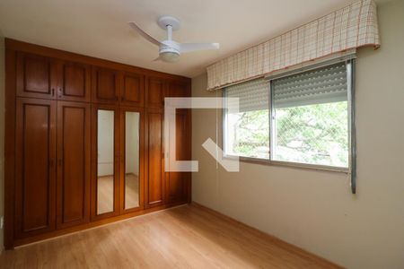 Quarto 1 de apartamento para alugar com 3 quartos, 70m² em Cristal, Porto Alegre