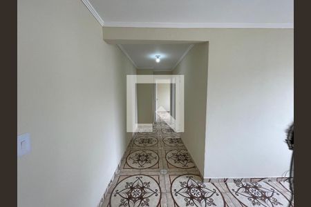 Corredor de apartamento para alugar com 2 quartos, 47m² em Vila Urupes, Suzano