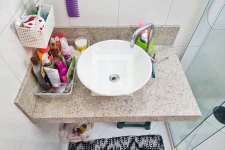 Casa de condomínio para alugar com 349m², 4 quartos e 6 vagas Casa de condomínio para alugar com 349m², 4 quartos e 6 vagasBanheiro da Suíte 1