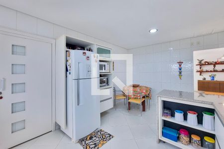 Casa de condomínio para alugar com 349m², 4 quartos e 6 vagas Casa de condomínio para alugar com 349m², 4 quartos e 6 vagasCozinha / Lavanderia