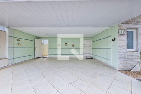 Casa de condomínio para alugar com 349m², 4 quartos e 6 vagas Casa de condomínio para alugar com 349m², 4 quartos e 6 vagasGaragem