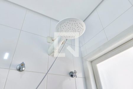 Casa de condomínio para alugar com 349m², 4 quartos e 6 vagas Casa de condomínio para alugar com 349m², 4 quartos e 6 vagasBanheiro da Suíte 1