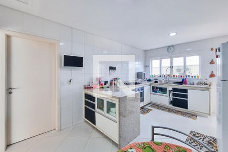 Casa de condomínio para alugar com 349m², 4 quartos e 6 vagas Casa de condomínio para alugar com 349m², 4 quartos e 6 vagasCozinha / Lavanderia