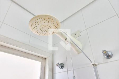 Casa de condomínio para alugar com 349m², 4 quartos e 6 vagas Casa de condomínio para alugar com 349m², 4 quartos e 6 vagasBanheiro da Suíte 2