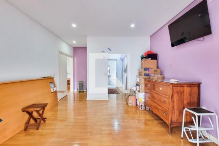 Casa de condomínio para alugar com 349m², 4 quartos e 6 vagas Casa de condomínio para alugar com 349m², 4 quartos e 6 vagasSuíte 3