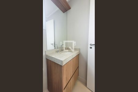 Banheiro de apartamento para alugar com 1 quarto, 45m² em Centro, Campinas