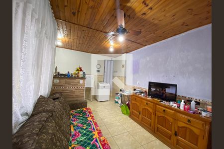 Sala de casa para alugar com 1 quarto, 30m² em Piedade, Rio de Janeiro