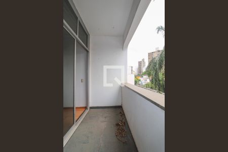 Sacada de apartamento à venda com 4 quartos, 188m² em Cambuí, Campinas