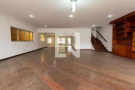 Sala de casa para alugar com 4 quartos, 500m² em Vila Ré, São Paulo