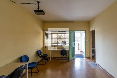 Casa para alugar com 4 quartos, 350m² em Jardim Popular, São Paulo