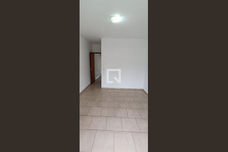 Suíte de casa para alugar com 2 quartos, 115m² em Jardim Santa Rosa, Taboão da Serra