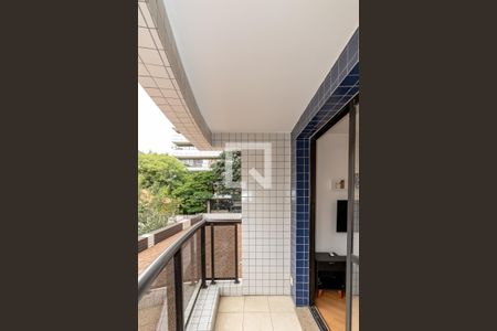 Sacada de apartamento à venda com 1 quarto, 40m² em Vila Nova Conceição, São Paulo