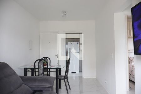 Sala  de apartamento à venda com 2 quartos, 57m² em Jardim Bom Clima, Guarulhos