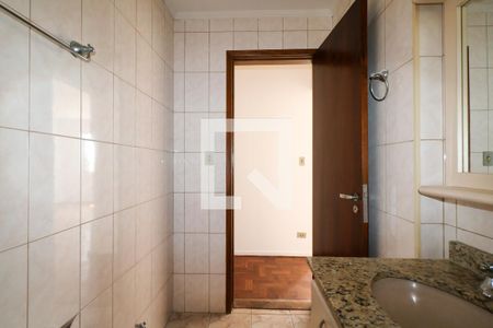 Apartamento à venda com 137m², 3 quartos e 1 vaga Apartamento à venda com 137m², 3 quartos e 1 vagaBanheiro Social