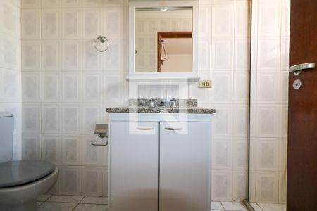 Apartamento à venda com 137m², 3 quartos e 1 vaga Apartamento à venda com 137m², 3 quartos e 1 vagaBanheiro da Suíte