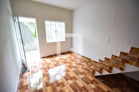 Sala de casa de condomínio para alugar com 2 quartos, 69m² em Piedade, Rio de Janeiro