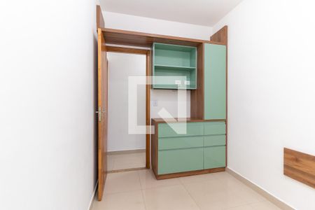 Quarto 2 de apartamento para alugar com 2 quartos, 40m² em Jardim Nossa Senhora do Carmo, São Paulo