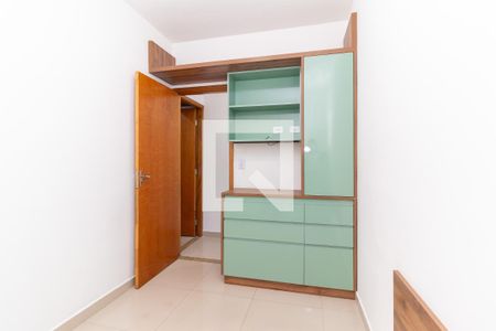 Quarto 2 de apartamento para alugar com 2 quartos, 40m² em Jardim Nossa Senhora do Carmo, São Paulo