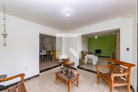 Sala 1 de casa à venda com 4 quartos, 199m² em Nova Granada, Belo Horizonte