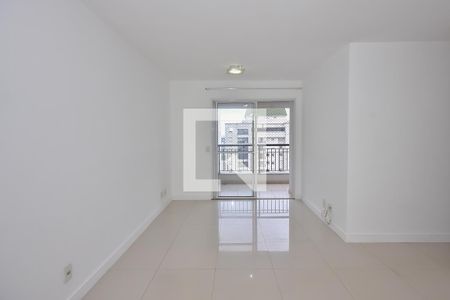 Sala de apartamento para alugar com 3 quartos, 69m² em Vila Suzana, São Paulo