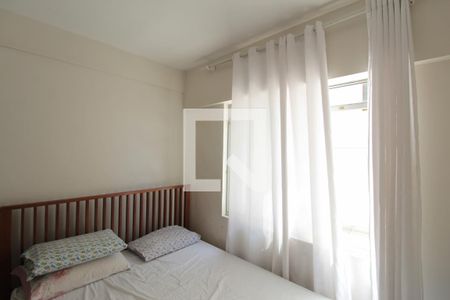 Suite de apartamento para alugar com 2 quartos, 142m² em Planalto, Belo Horizonte