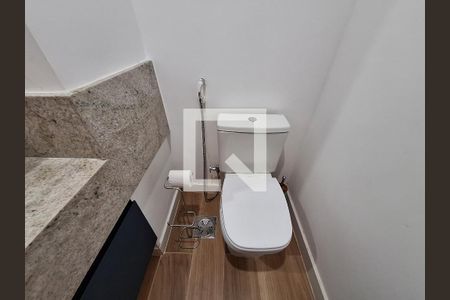 Lavabo de apartamento para alugar com 2 quartos, 80m² em Botafogo, Rio de Janeiro