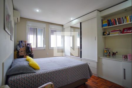 Quarto 1 de apartamento à venda com 2 quartos, 65m² em Floresta, Porto Alegre