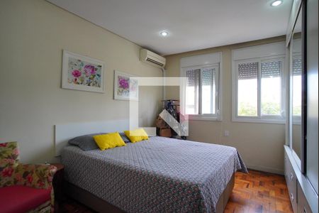 Quarto 1 de apartamento à venda com 2 quartos, 65m² em Floresta, Porto Alegre