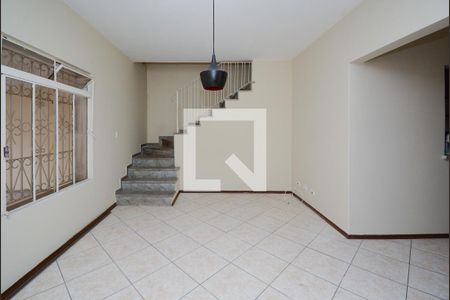 Sala de casa para alugar com 4 quartos, 160m² em Conjunto Habitacional Franchini, São Bernardo do Campo