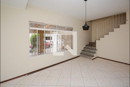 Sala de casa para alugar com 4 quartos, 160m² em Conjunto Habitacional Franchini, São Bernardo do Campo