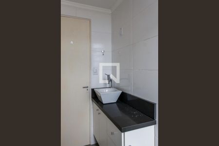 Banheiro de apartamento para alugar com 1 quarto, 64m² em Cristal, Porto Alegre