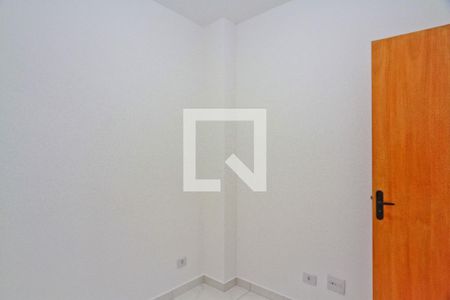 Quarto 2 de apartamento para alugar com 2 quartos, 40m² em Jardim Mangalot, São Paulo