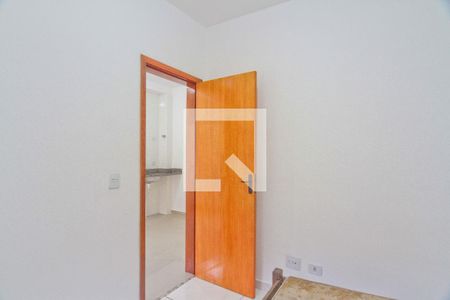 Quarto 1 de apartamento para alugar com 2 quartos, 40m² em Jardim Mangalot, São Paulo