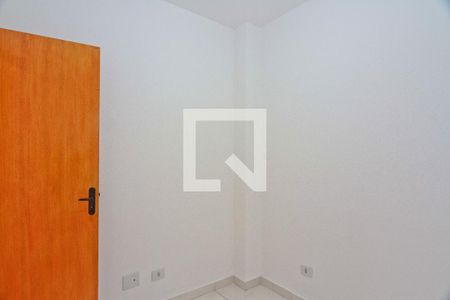 Quarto 2 de apartamento para alugar com 2 quartos, 40m² em Jardim Mangalot, São Paulo