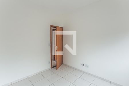 Quarto 2 de apartamento para alugar com 2 quartos, 60m² em Eymard, Belo Horizonte