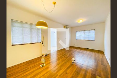 sala de casa para alugar com 4 quartos, 120m² em Vila Adalgisa, São Paulo