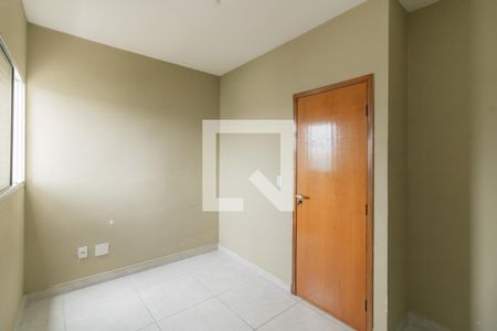 Suite 1 de casa de condomínio para alugar com 2 quartos, 48m² em Burgo Paulista, São Paulo