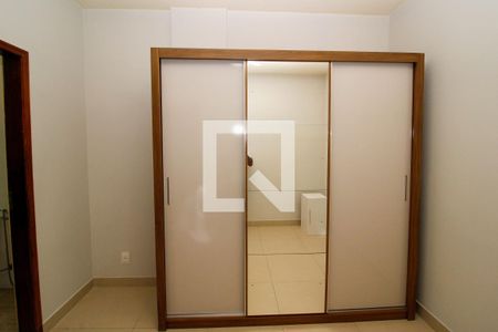 Quarto de apartamento à venda com 1 quarto, 40m² em Floresta, Belo Horizonte