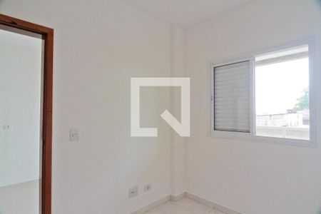 Quarto 1 de apartamento para alugar com 2 quartos, 40m² em Jardim Mangalot, São Paulo