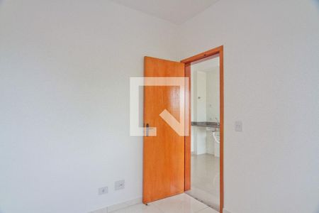 Quarto 1 de apartamento para alugar com 2 quartos, 40m² em Jardim Mangalot, São Paulo