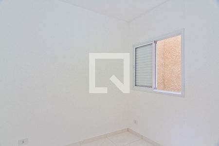 Quarto 2 de apartamento para alugar com 2 quartos, 40m² em Jardim Mangalot, São Paulo