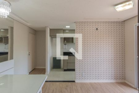 Sala de apartamento à venda com 2 quartos, 57m² em Vila Satúrnia, Campinas