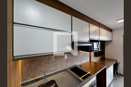 Cozinha  de kitnet/studio para alugar com 0 quarto, 25m² em Campo Belo, São Paulo