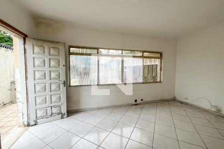 Sala de casa à venda com 4 quartos, 150m² em Jardim Peri, São Paulo