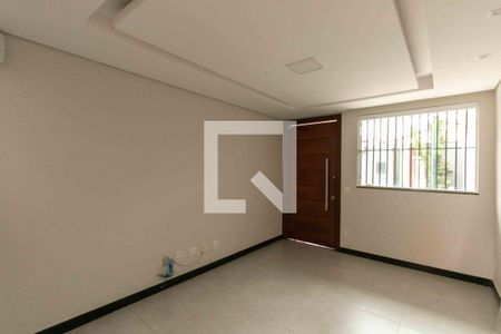 sala de casa à venda com 3 quartos, 135m² em Itapoã, Belo Horizonte