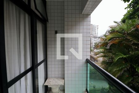 Varanda de apartamento para alugar com 3 quartos, 100m² em Jardim Las Palmas, Guarujá