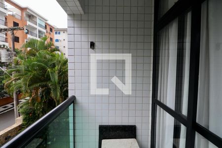 Varanda de apartamento para alugar com 3 quartos, 100m² em Jardim Las Palmas, Guarujá